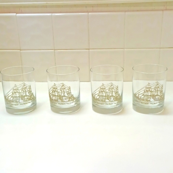 Clipper 1970  Vintage 22Karat Gold Whisky Glasses A Set Of 4 - Picture 3 of 12